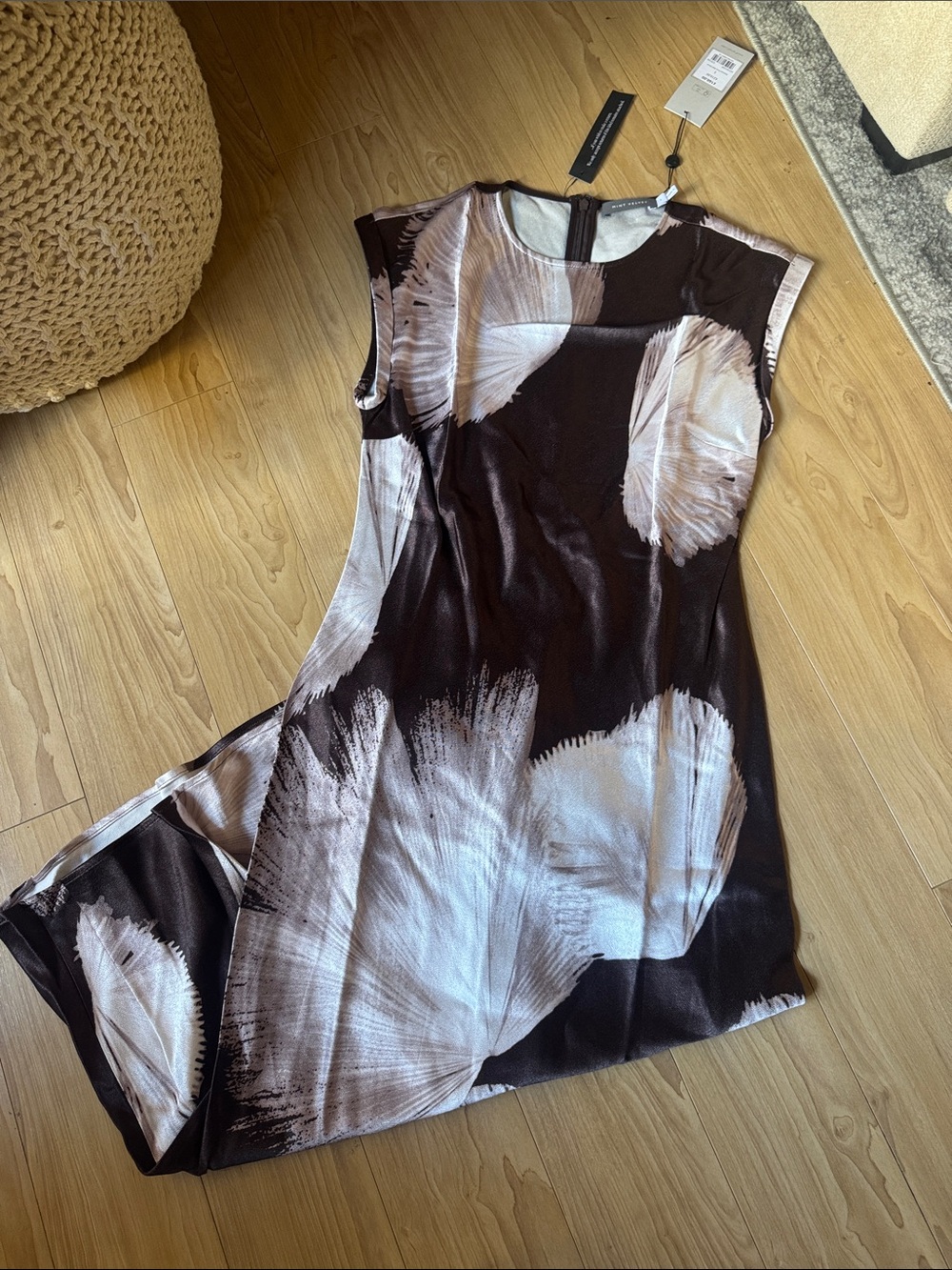 Sleeveless abstract Print midi dress
